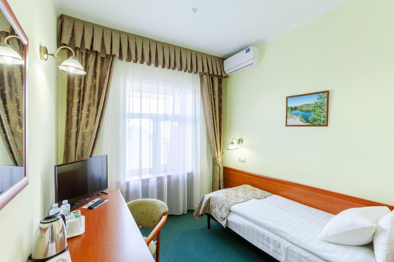 Bristol Zhiguly Hotel Samara Buitenkant foto